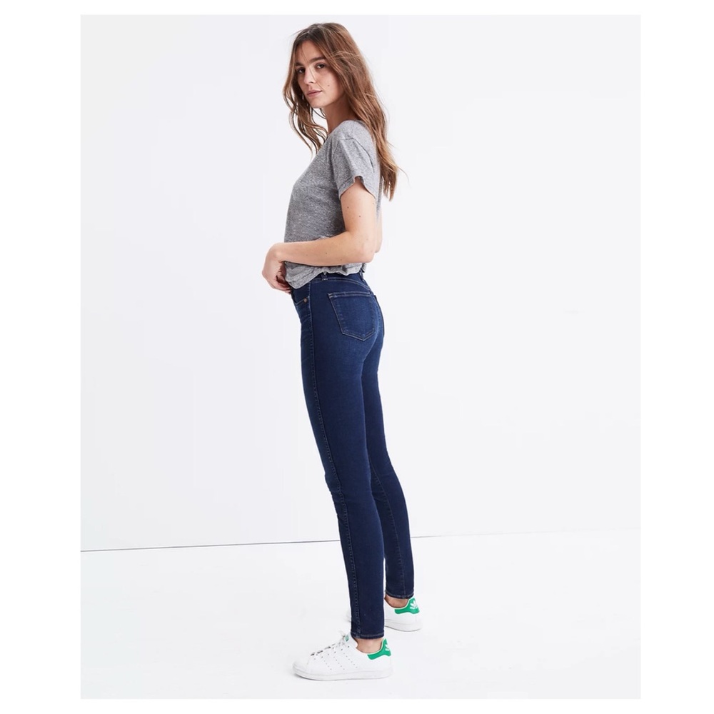 Madewell • 10” High Riser Skinny Skinny Blue Jeans